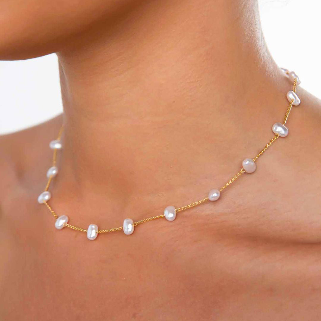 Mila Pearl Necklace