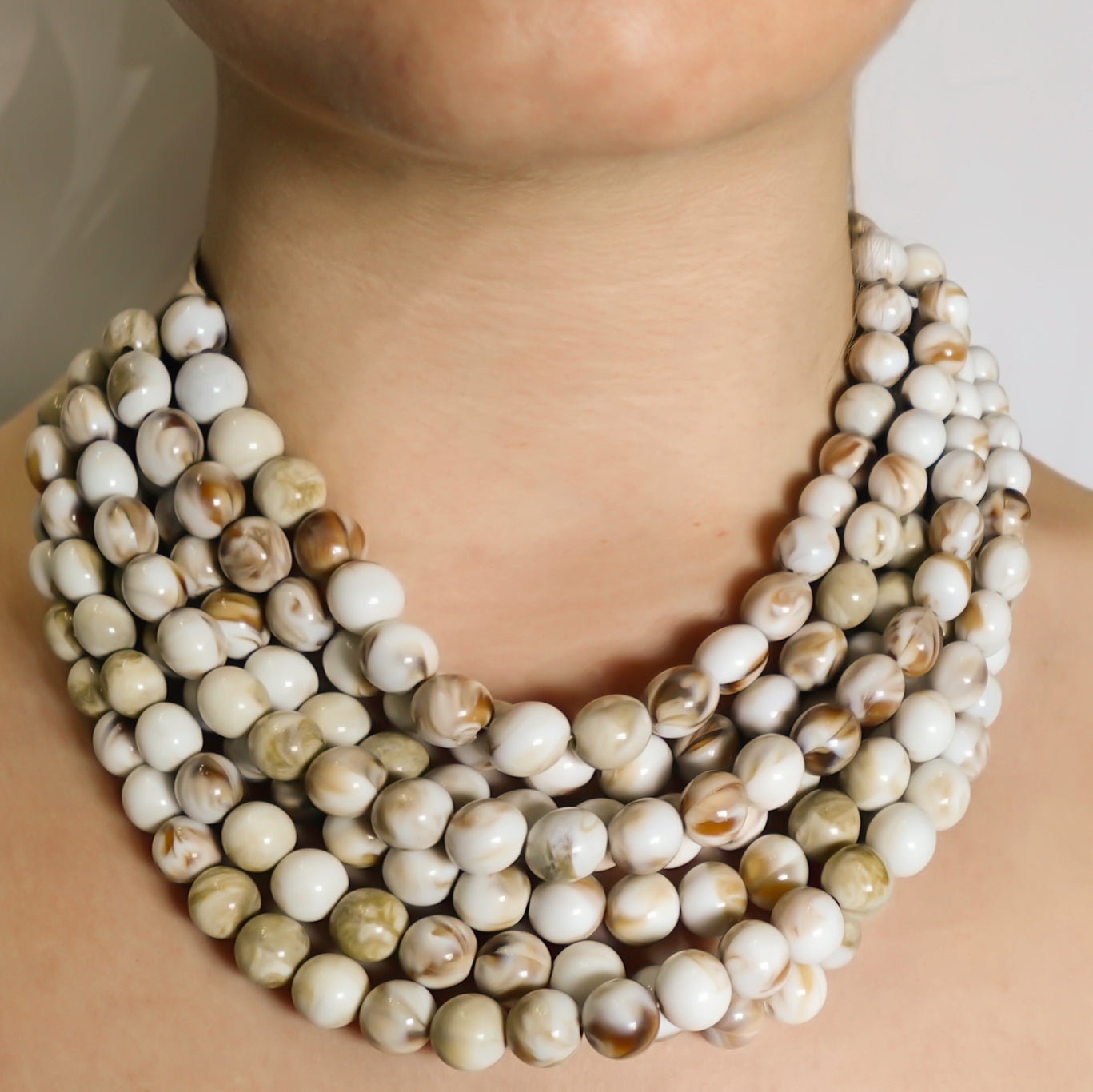 Phoebe Cream Necklace